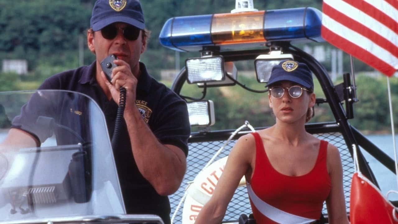 Nonton film Striking Distance (1993) subtitle indonesia streaming HD gratis