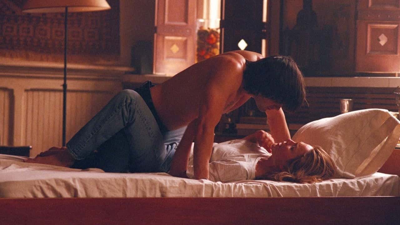 Nonton film Unfaithful (2002) subtitle indonesia streaming HD gratis