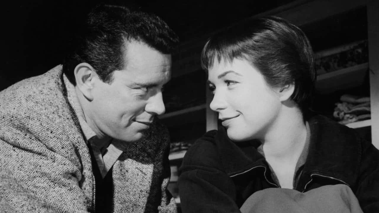 Nonton film The Trouble with Harry (1955) subtitle indonesia streaming HD gratis
