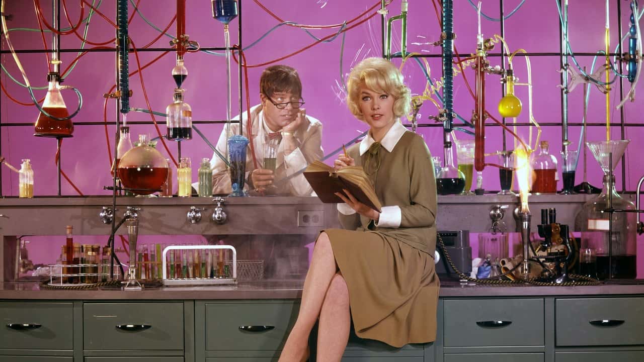 Nonton film The Nutty Professor (1963) subtitle indonesia streaming HD gratis