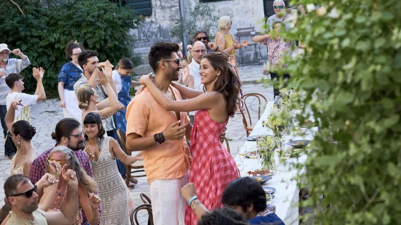 Nonton film Tu Meri Main Tera Main Tera Tu Meri (2025) subtitle indonesia streaming HD gratis