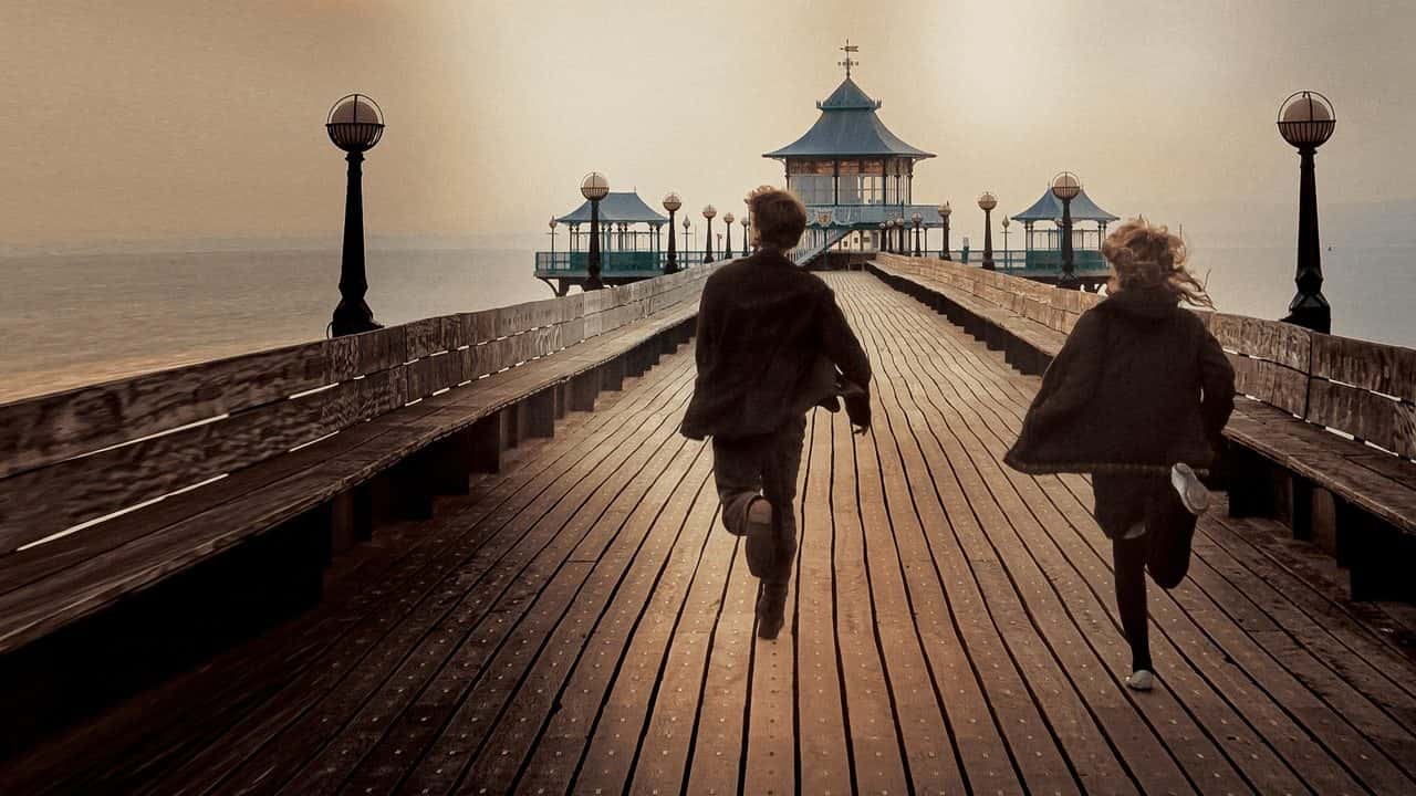 Nonton film Never Let Me Go (2010) subtitle indonesia streaming HD gratis