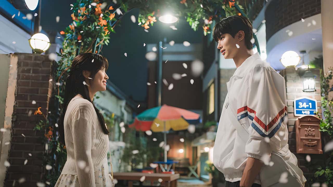 Nonton film Lovely Runner (2024) subtitle indonesia streaming HD gratis