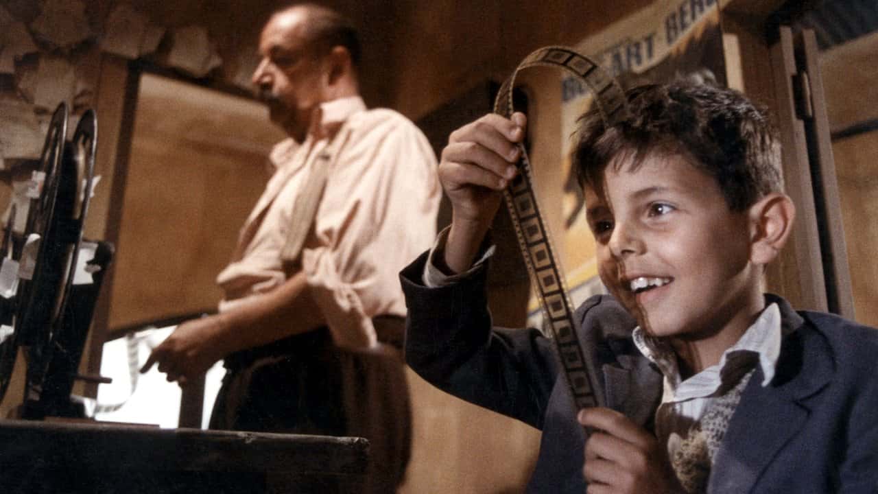 Nonton film Nuovo Cinema Paradiso (1988) subtitle indonesia streaming HD gratis