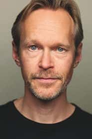 Steven Mackintosh