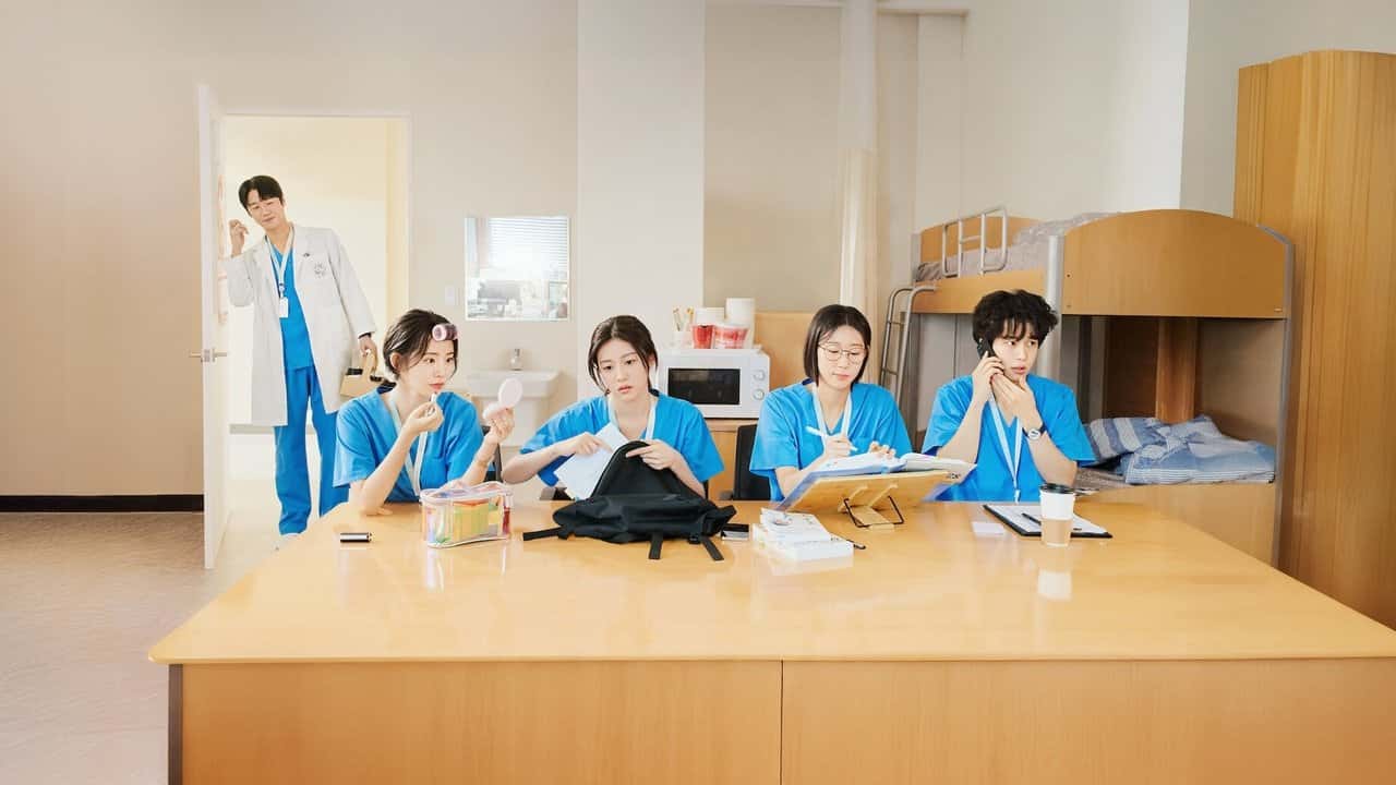 Nonton film Resident Playbook (2025) subtitle indonesia streaming HD gratis