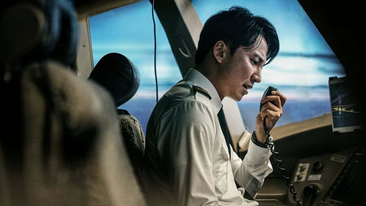 Nonton film Emergency Declaration (2022) subtitle indonesia streaming HD gratis