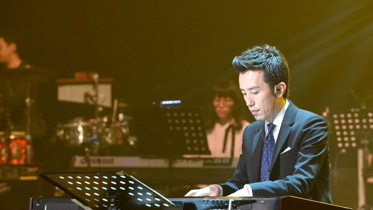 Nonton film You Hee-yeol's Sketchbook (2009) subtitle indonesia streaming HD gratis