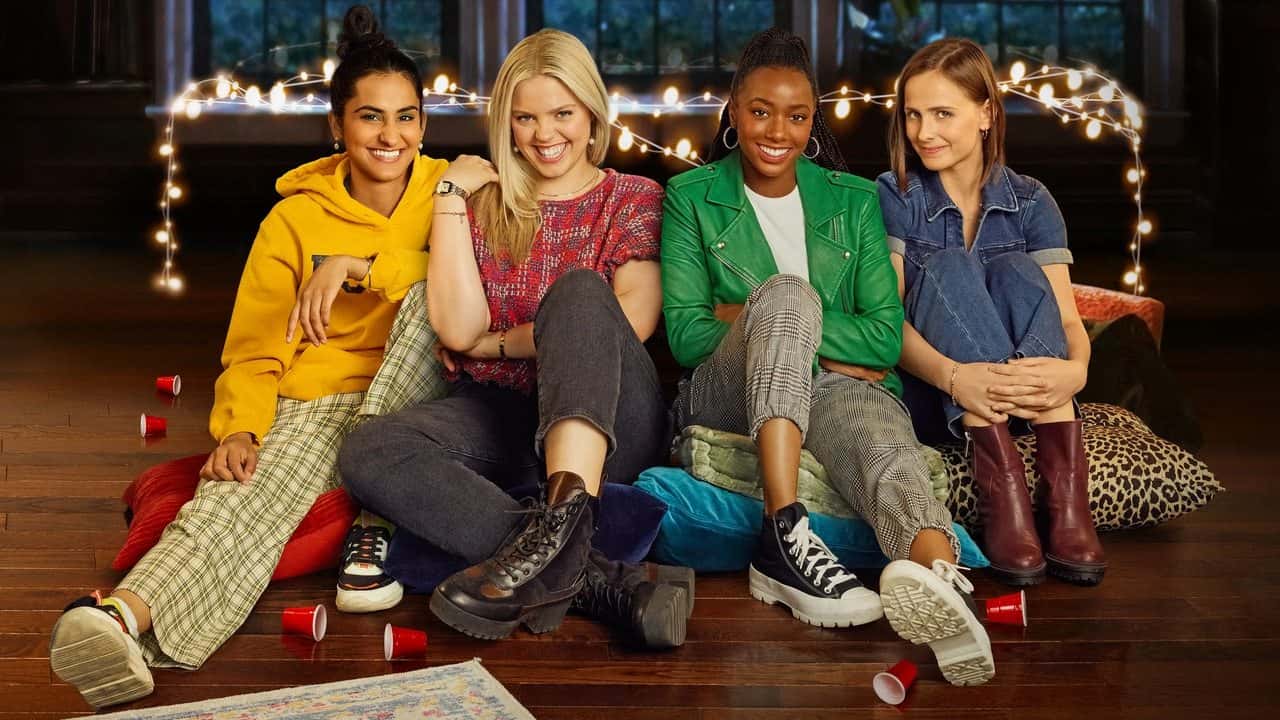 Nonton film The Sex Lives of College Girls (2021) subtitle indonesia streaming HD gratis